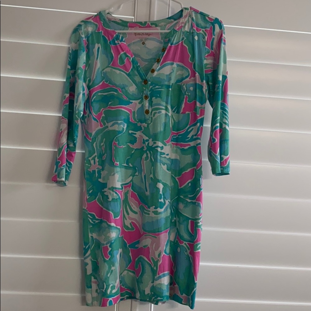 Lilly Pulitzer size Medium